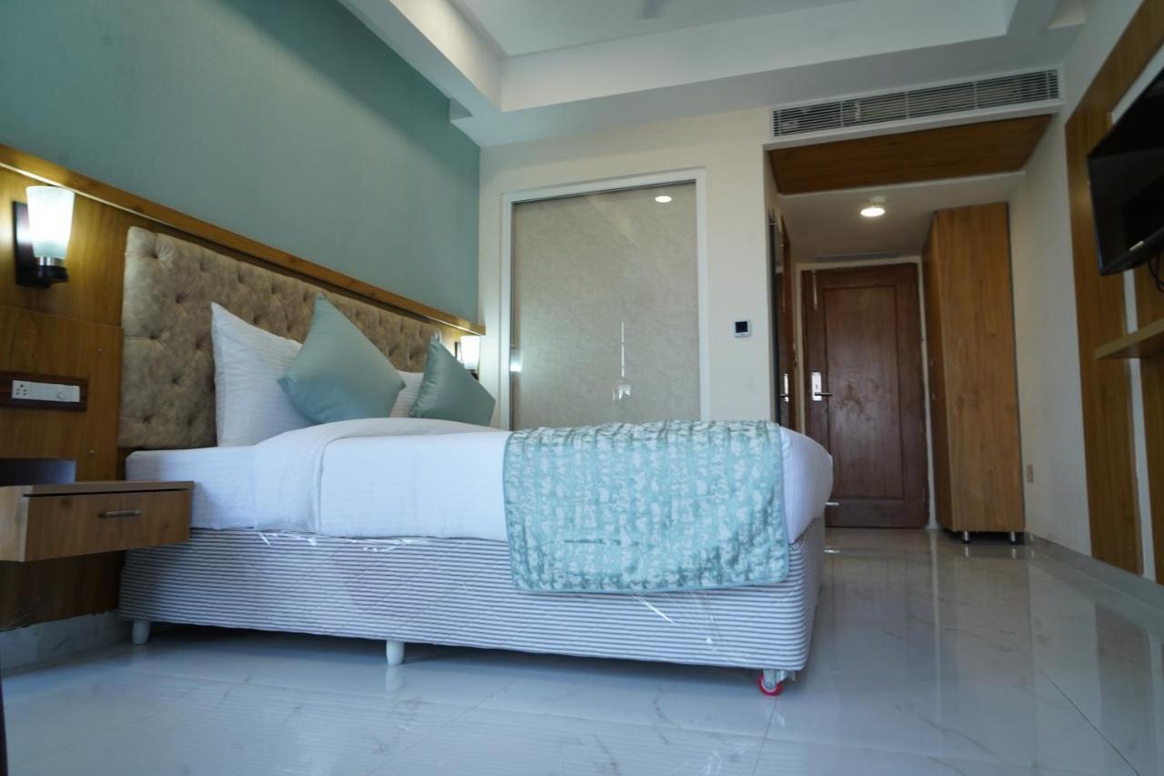 Hotel Shanti Sagar Kharar Εξωτερικό φωτογραφία