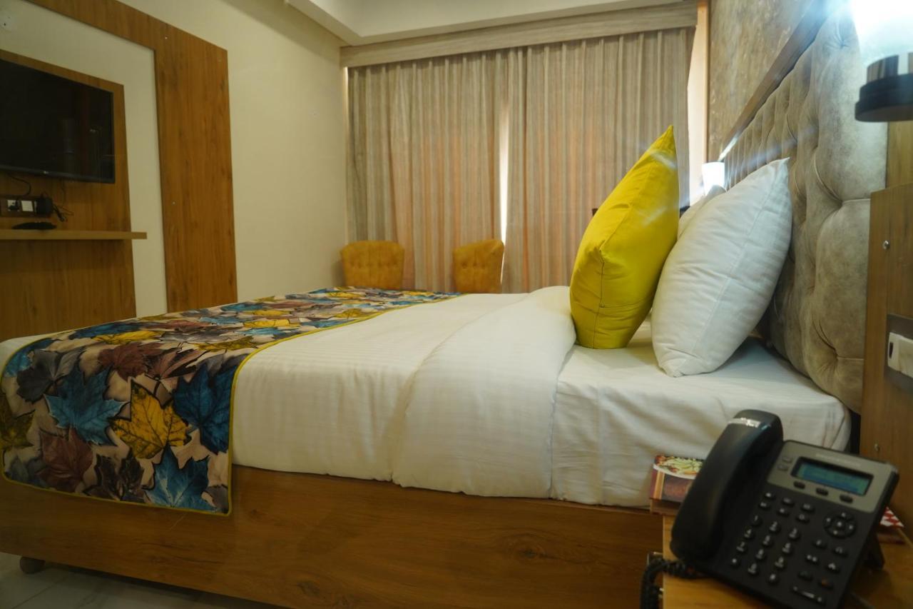Hotel Shanti Sagar Kharar Εξωτερικό φωτογραφία