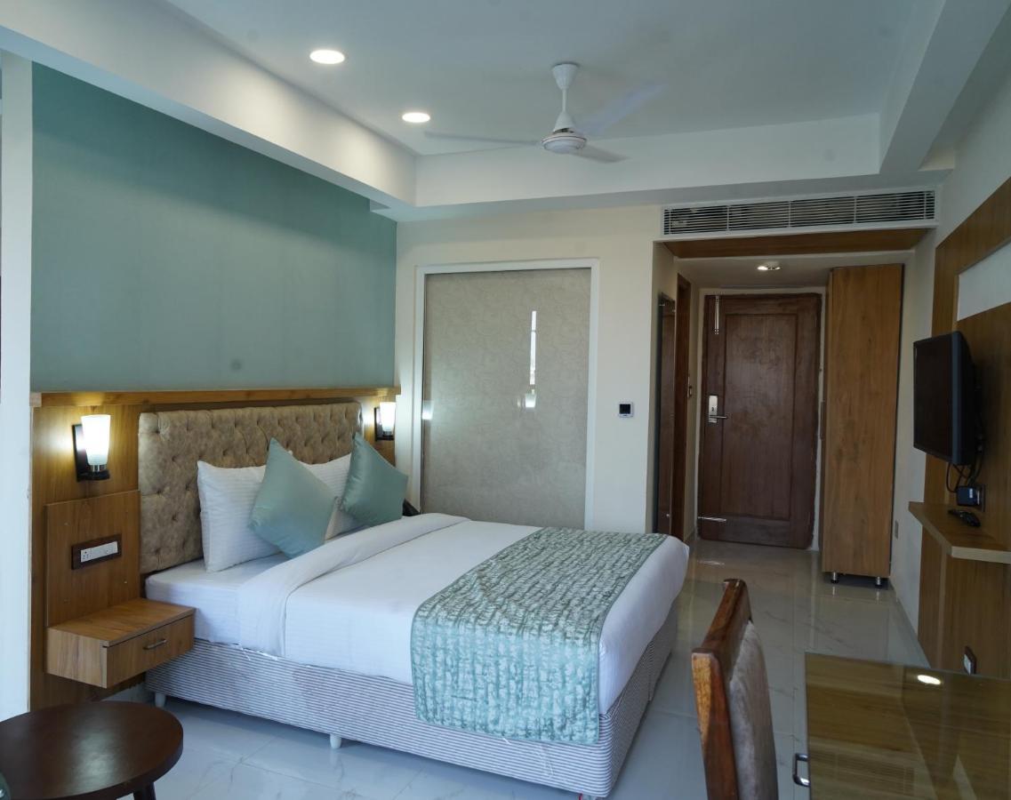 Hotel Shanti Sagar Kharar Εξωτερικό φωτογραφία