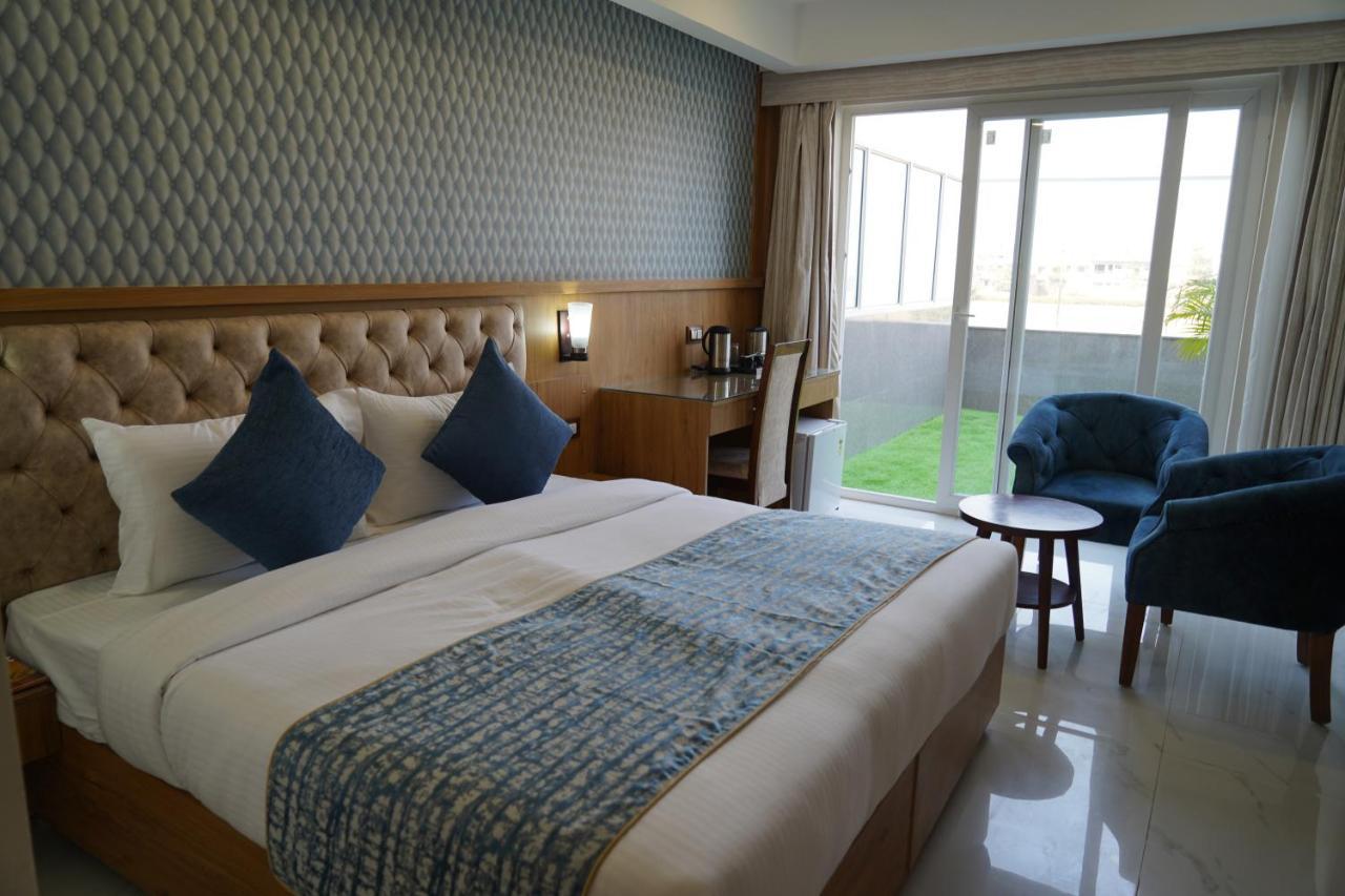 Hotel Shanti Sagar Kharar Εξωτερικό φωτογραφία
